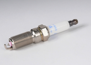 Zündkerzen - Spark Plugs  Traverse